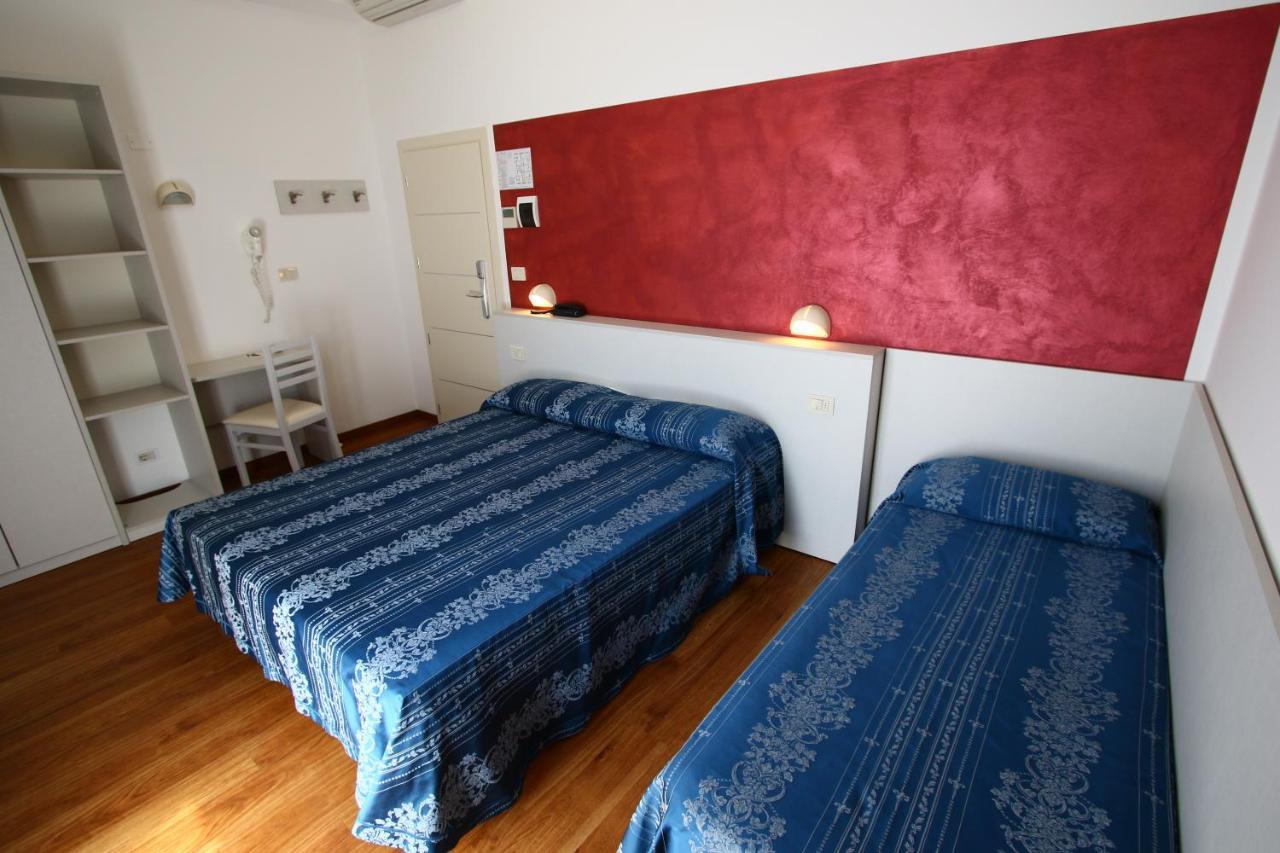 Hotel Arena Rimini Luaran gambar